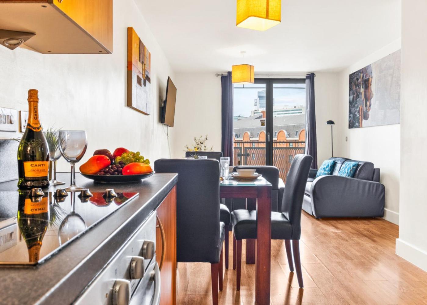Chinatown - One Bed - Balcony - Secure Parking - Fast Wifi - Birmingham City Centre - 49A Exterior foto